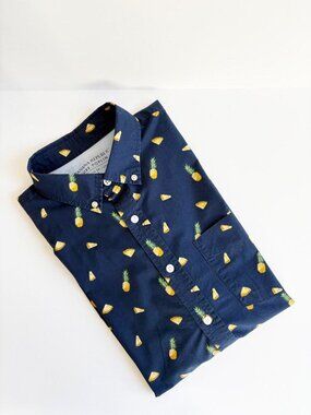 Banana Republic Slim Fit Luxe Poplin Pineapple Print Short Sleeve Shirt